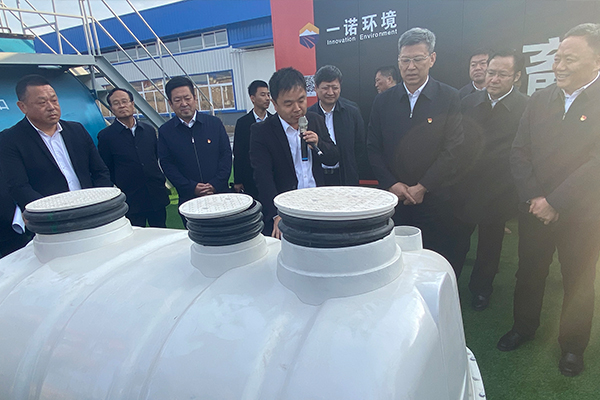 赤峰市黨政考察團蒞臨遼寧一諾環(huán)境產(chǎn)業(yè)集團有限公司進(jìn)行參觀考察 赤峰市黨政考察團蒞臨遼寧一諾環(huán)境產(chǎn)業(yè)集團有限公司進(jìn)行參觀考察