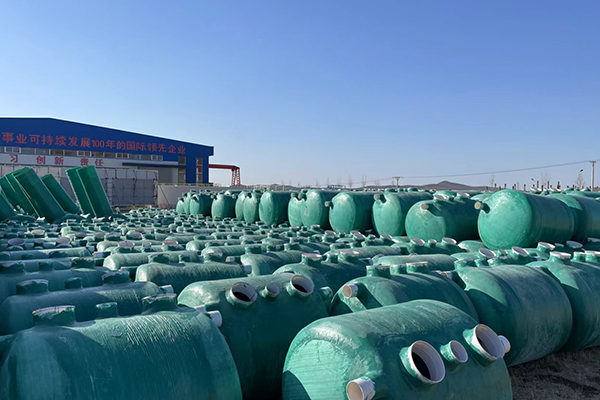 購(gòu)買玻璃鋼化糞池時(shí)要關(guān)注到哪幾點(diǎn) 購(gòu)買玻璃鋼化糞池時(shí)要關(guān)注到哪幾點(diǎn)